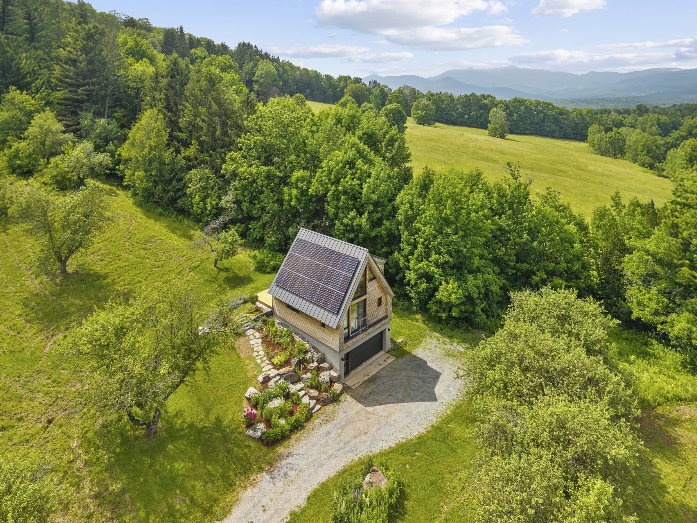 Stowe ridge A-frame · Vermont